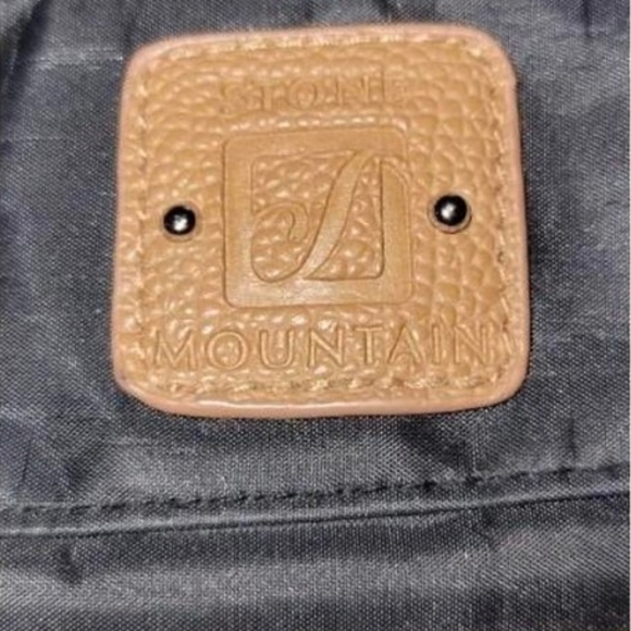 Stone Mountain Crossbody Purse - Picture 5 of 5